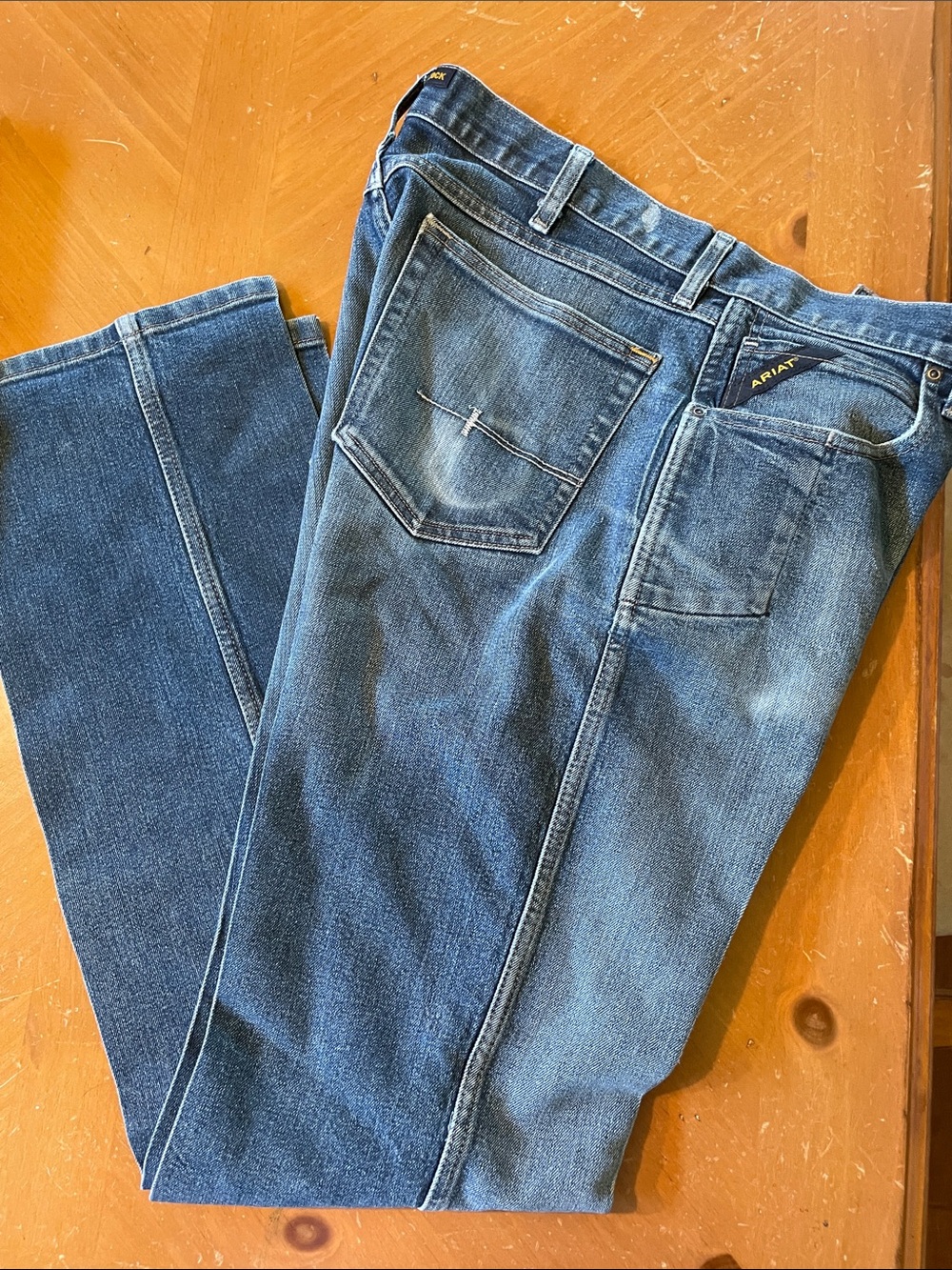 Ariat Men's  Blue Straight Jeans. 35/34
